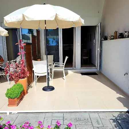 Apartment Aphrodite's Artemida (Attica)